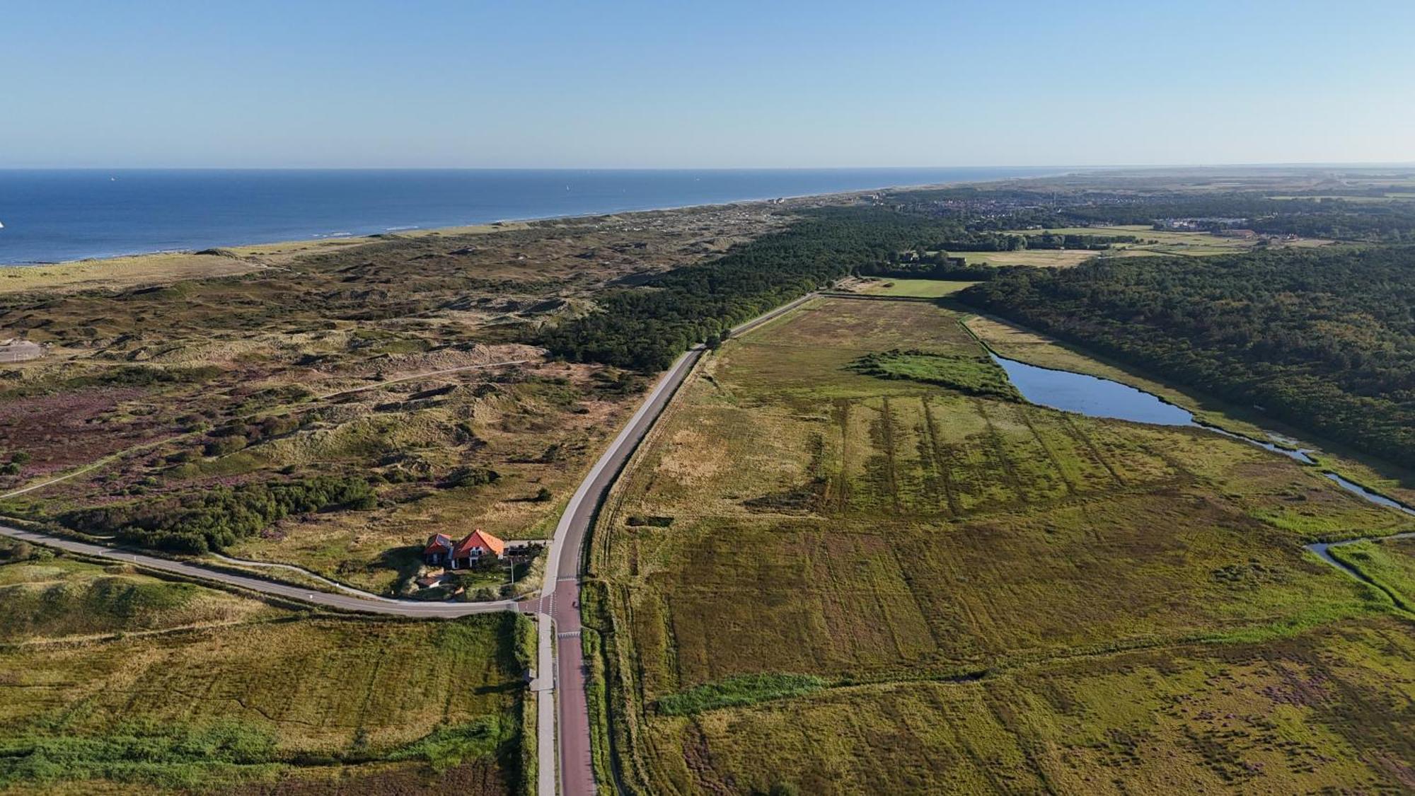 دي كوخ B&B In De Duinen المظهر الخارجي الصورة