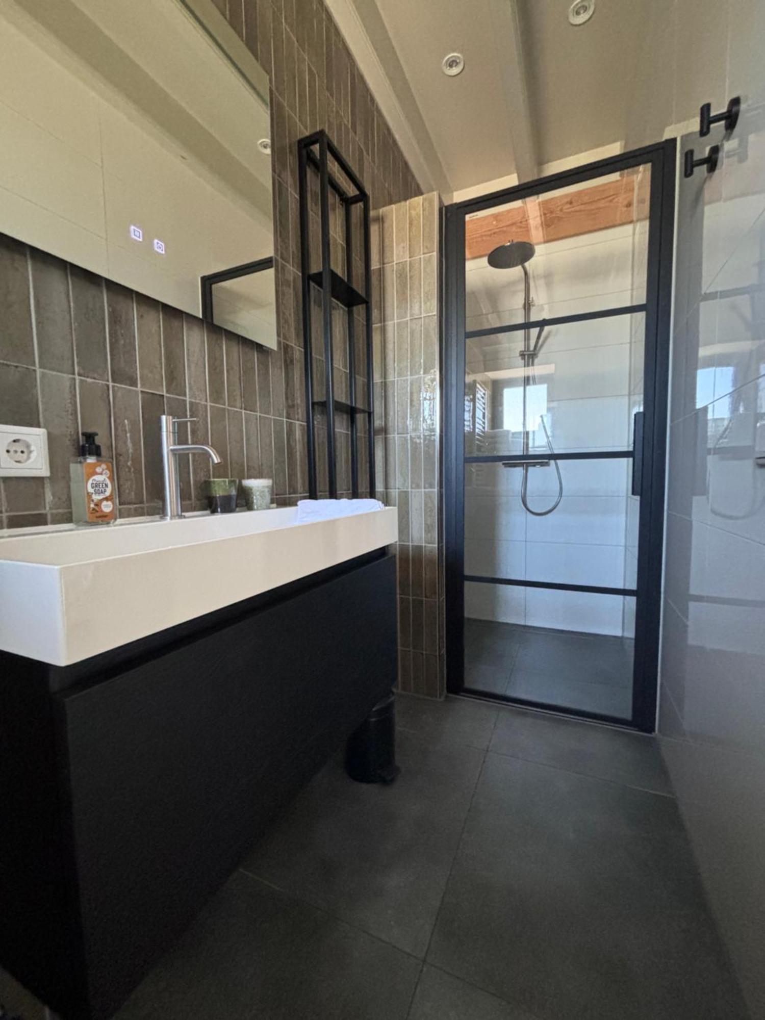 دي كوخ B&B In De Duinen المظهر الخارجي الصورة